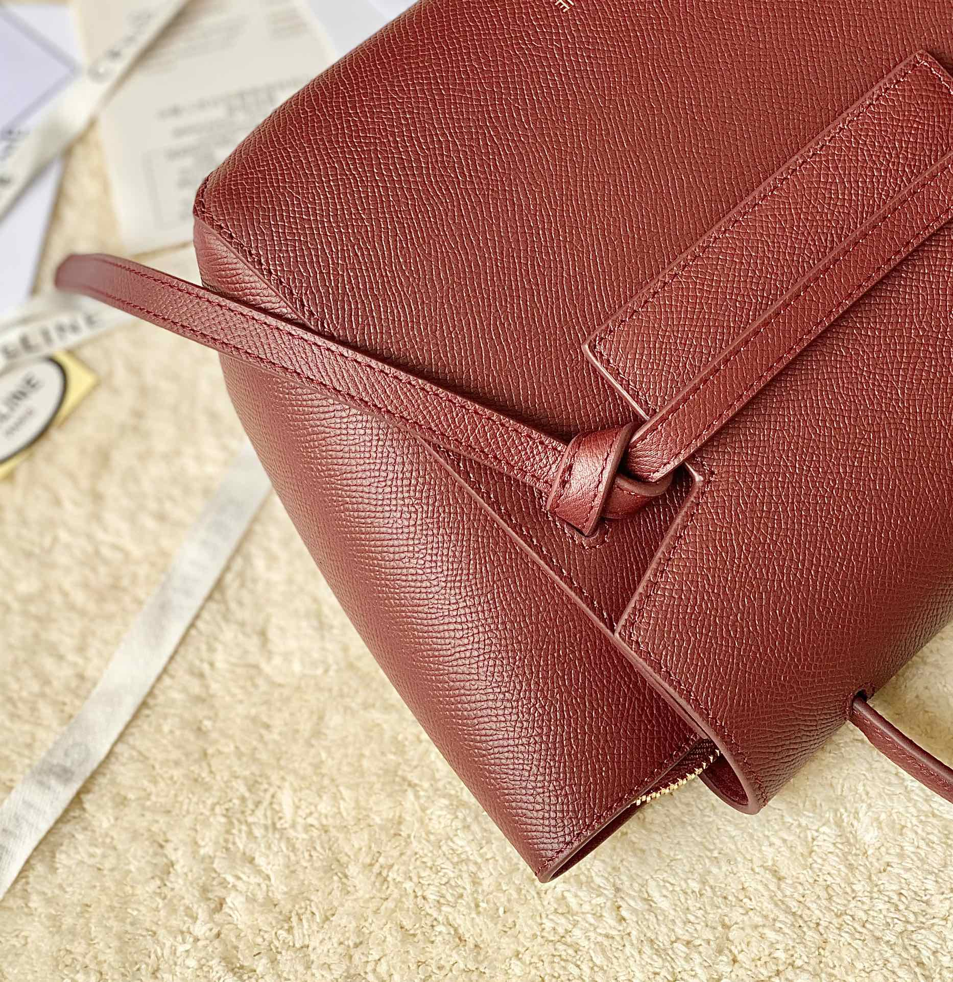 CELINE赛琳Belt 掌纹系列鲶鱼包189003