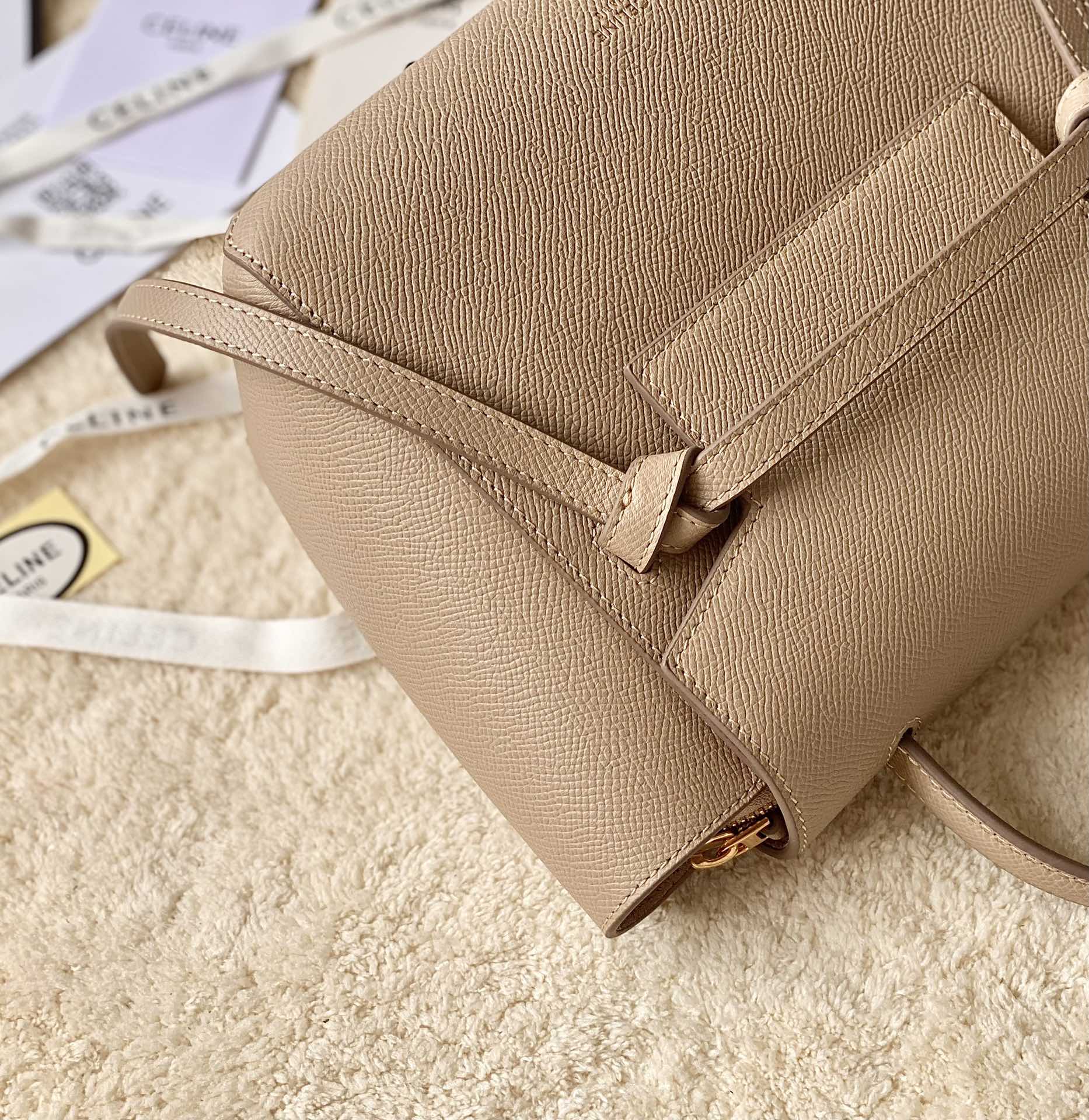 CELINE赛琳Belt 掌纹系列鲶鱼包189003