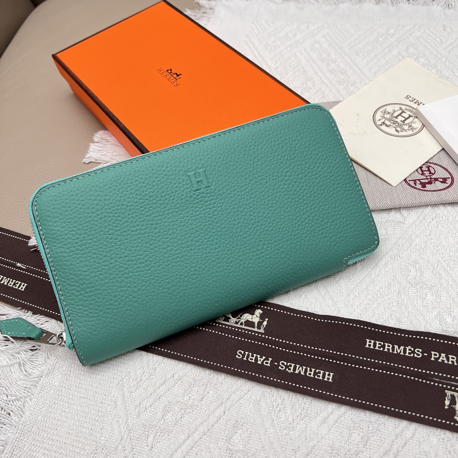 Hermes Constance Long Wallet, Imported Leather, Zip Around Closure 2 a1656577383726 5737