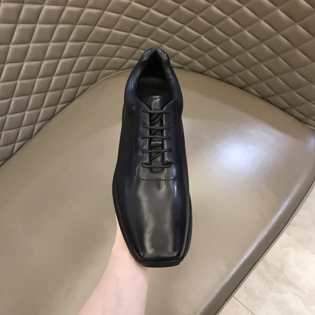 Berluti/布鲁提 2022新款来袭 进口牛皮材质纯手工重复擦色皮鞋
