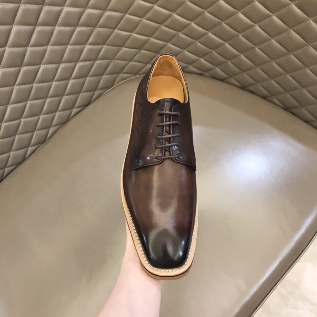 Berluti/布鲁提 2022新款来袭 进口牛皮材质纯手工重复擦色皮鞋