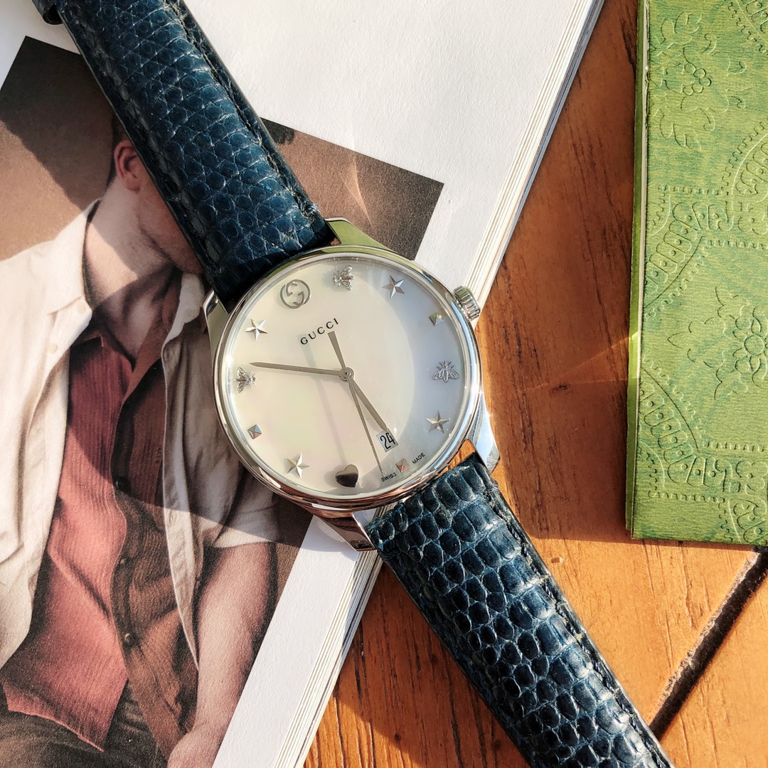 Часы Gucci