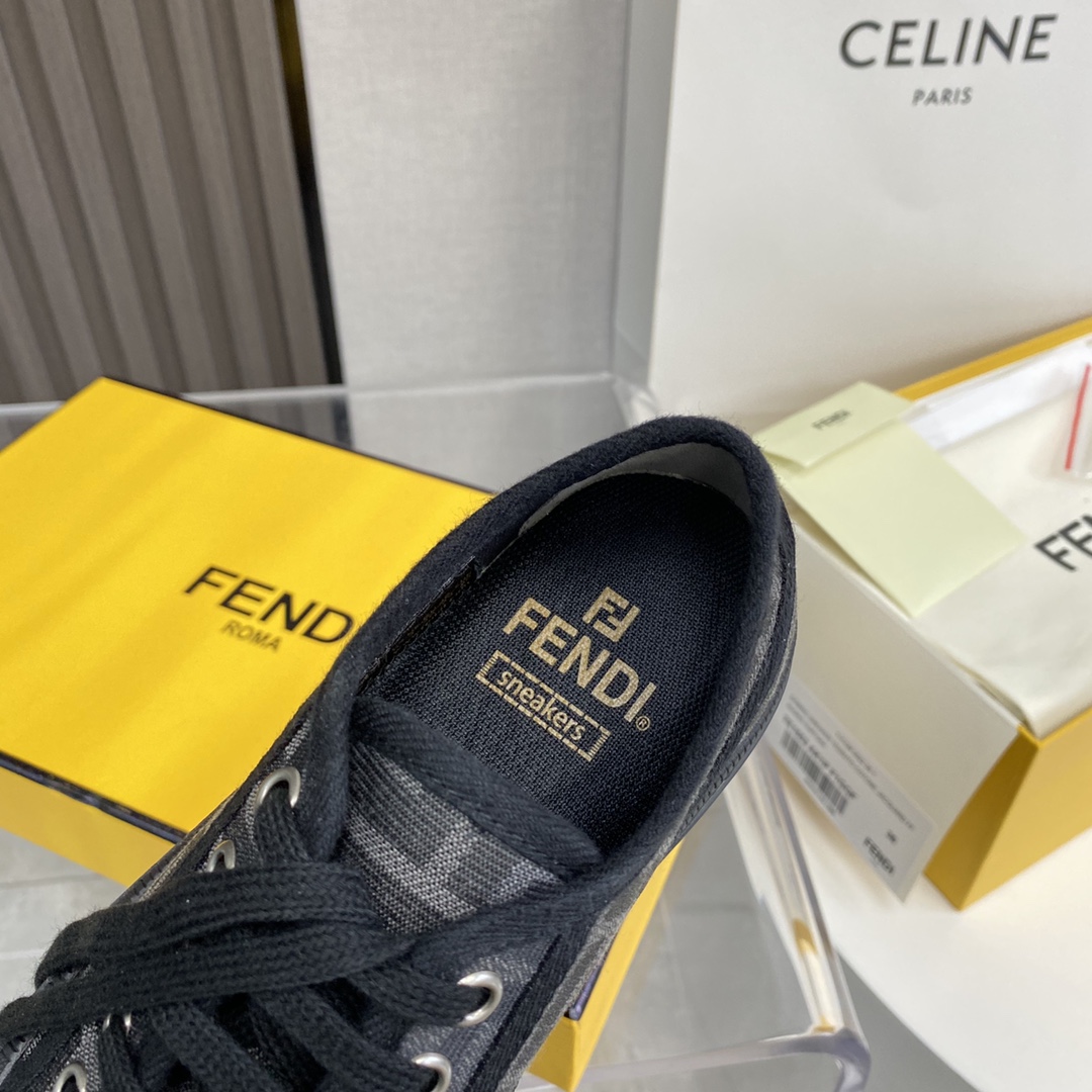 FENDI2022年新款芬迪休闲板鞋