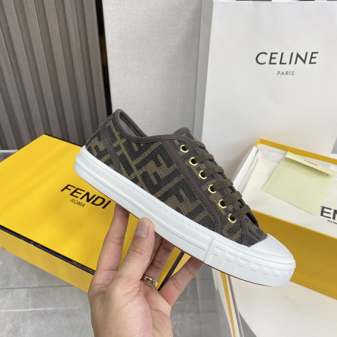 FENDI2022年新款芬迪休闲板鞋