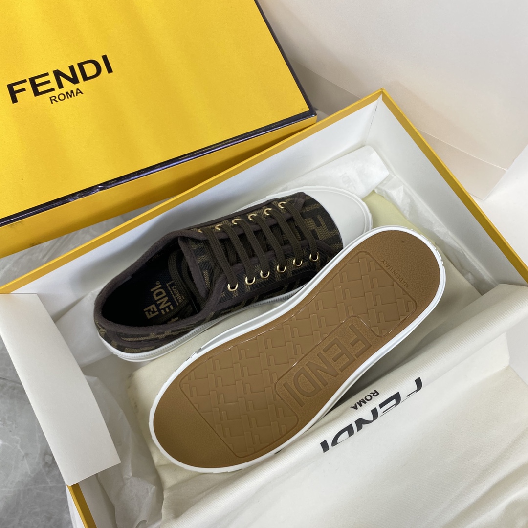 FENDI2022年新款芬迪休闲板鞋