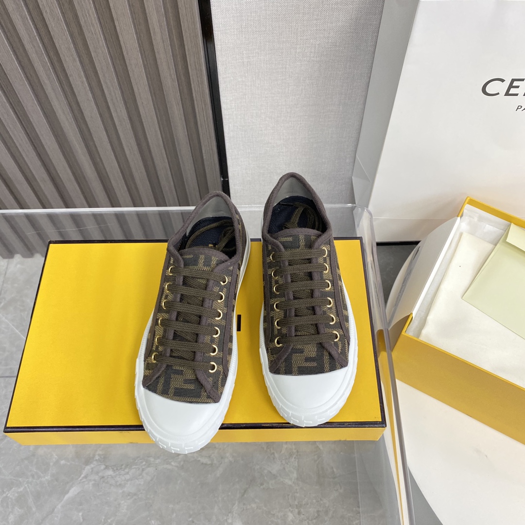 FENDI2022年新款芬迪休闲板鞋