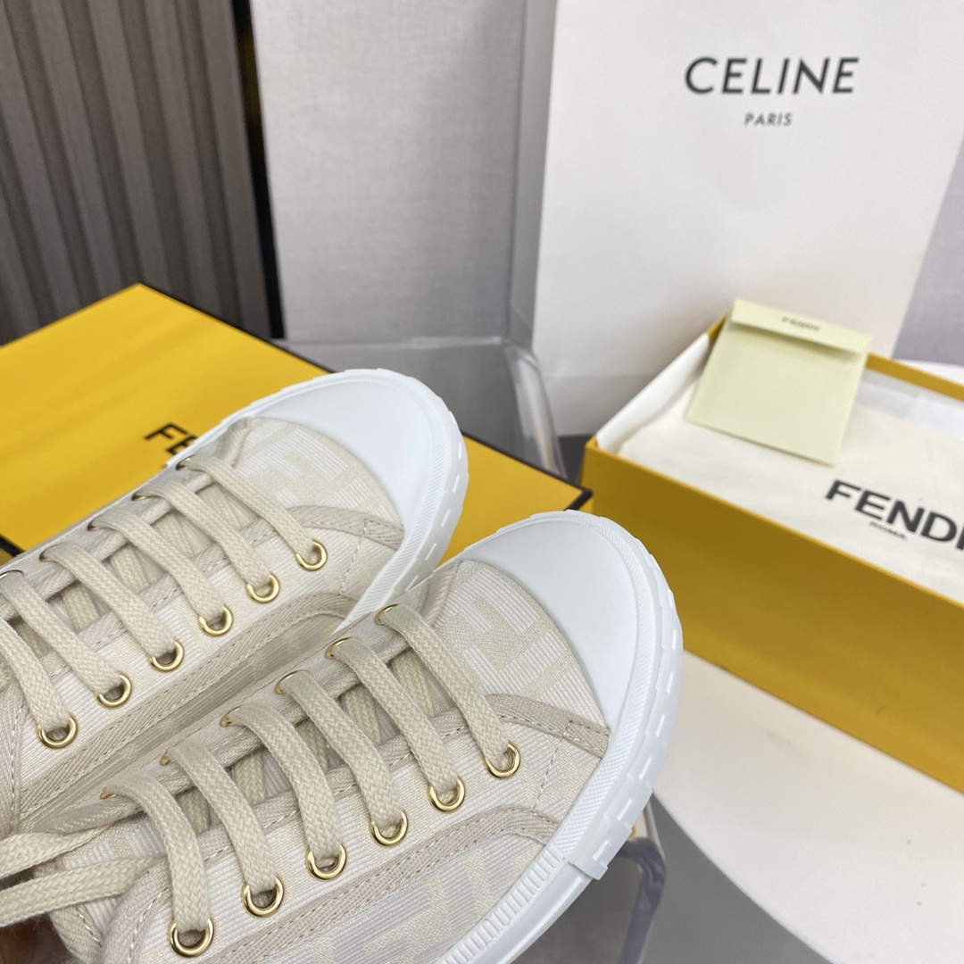 FENDI2022年新款芬迪休闲板鞋