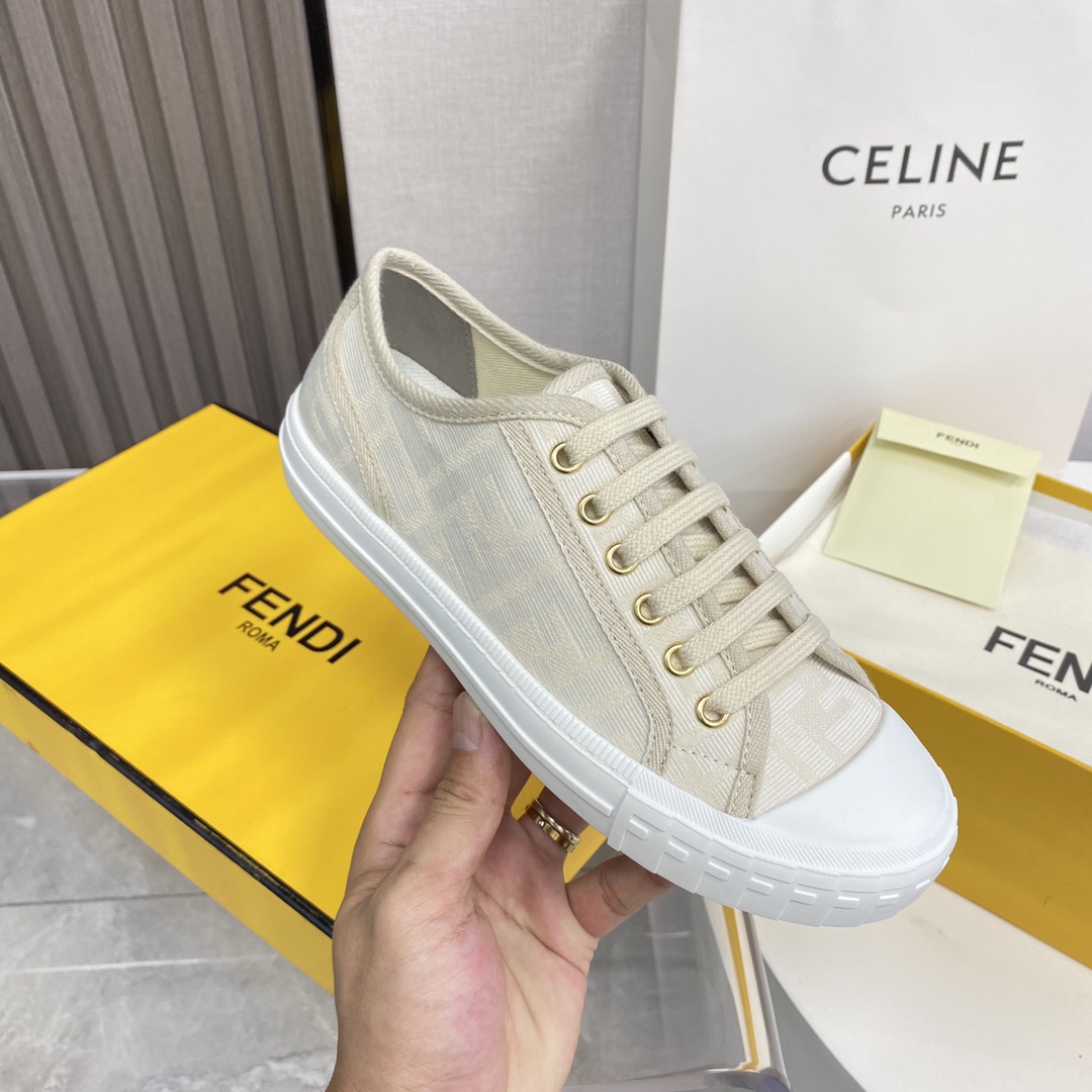 FENDI2022年新款芬迪休闲板鞋