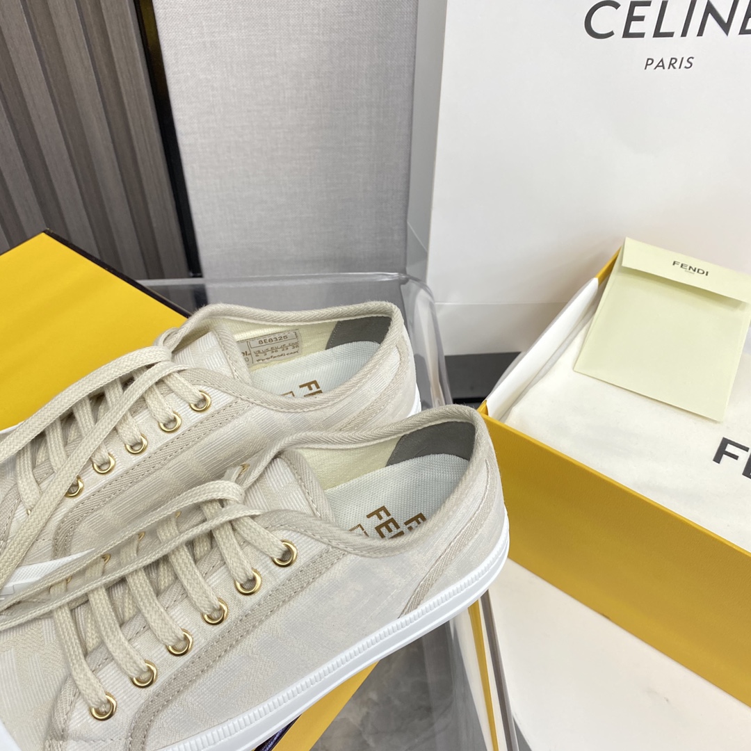 FENDI2022年新款芬迪休闲板鞋