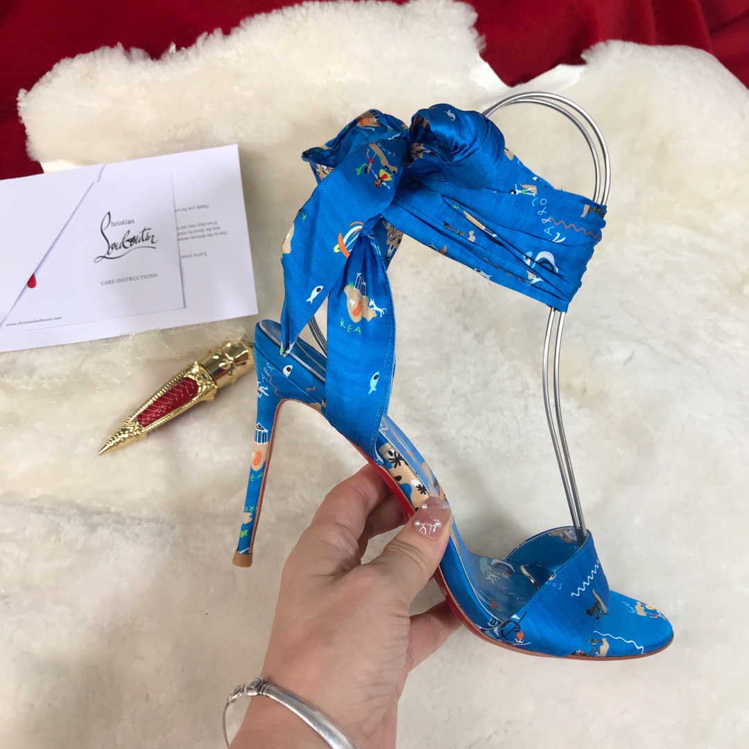 NO:100174,High-end custom spring and summer sandals graffiti series!  10Cm, size 34-42. Customized models are not refunded or exchanged, 9050- Blue silk graffiti. Official website synchronization Standard European code Reference:9050- Color:MULTl Material:CALF Lining:goat leather Heel height:10Cm Sole:leather sole Size:EUR 34-42 (US 4-11):,,christian louboutin,sandals,real silk19860909高端订制 春夏凉鞋涂鸦款系列！ 10Cm,尺码34-42码.订制款不退不换,9050－蓝色真丝涂鸦.官网同步 标准欧码 Reference:9050- Color:MULTl Material:CALF Lining:goat leather Heel heigh:10Cm Sole:leather sole Size:EUR 34－42（US 4一11) :,,christian louboutin,sandals,real silk,Women's Shoes
