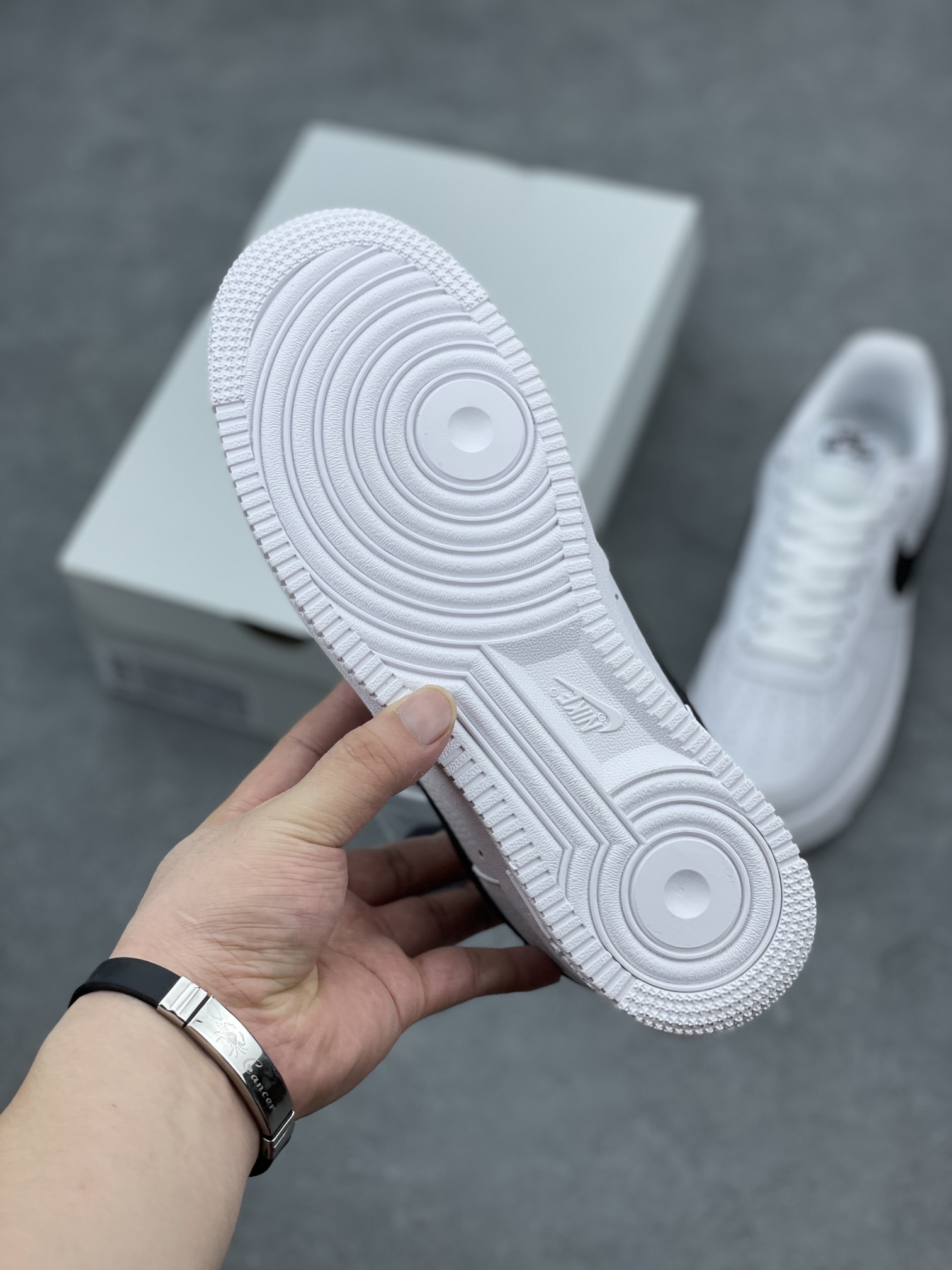 Nike Air Force 1 Low White Black Sneakers CT2302-100 7 i1656529114 2923 5