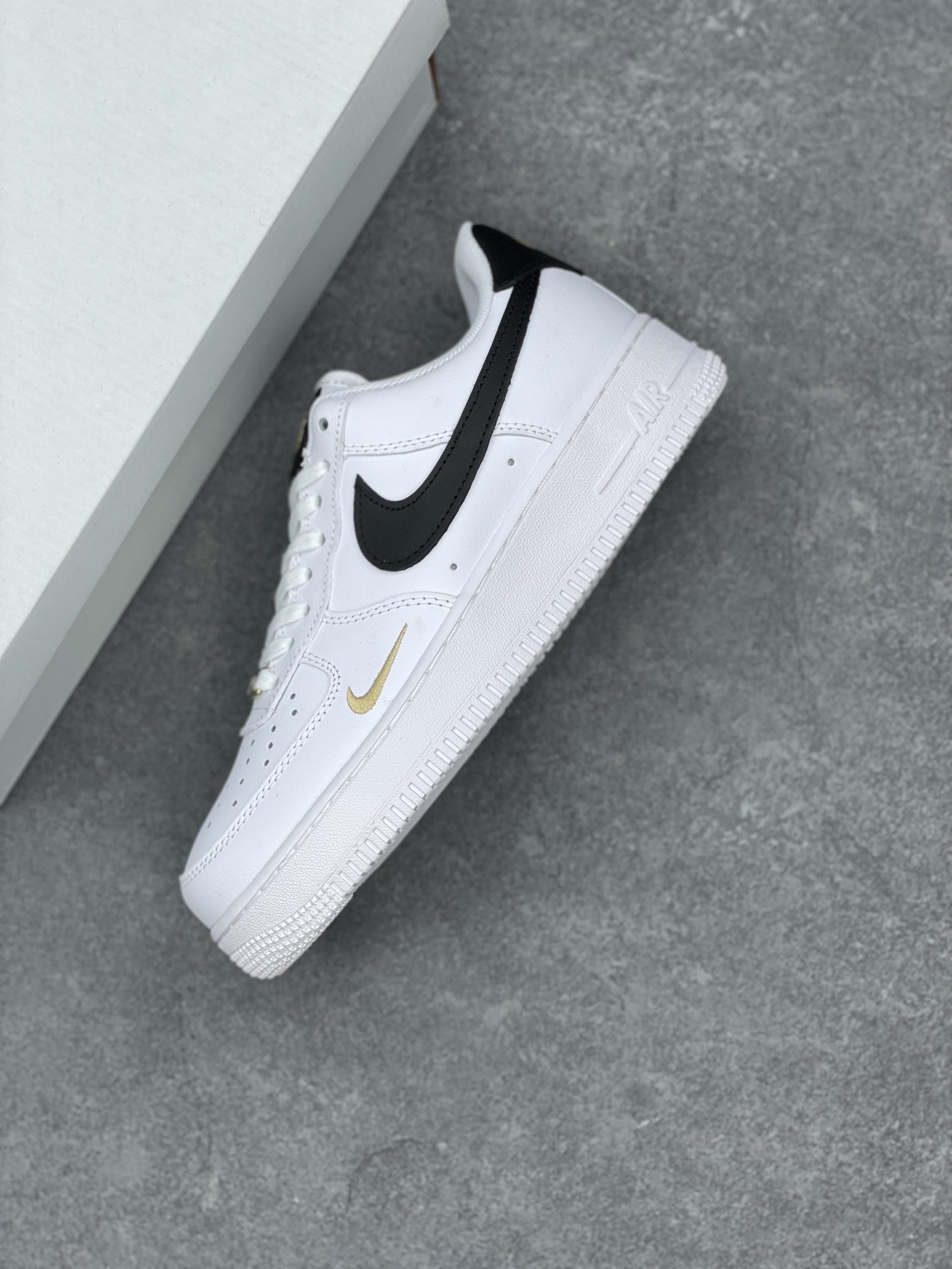Nike Air Force 1 Low Premium - White/Black/Khaki Jewel Swoosh - CZ0270-102 8 i1656529151 929 6