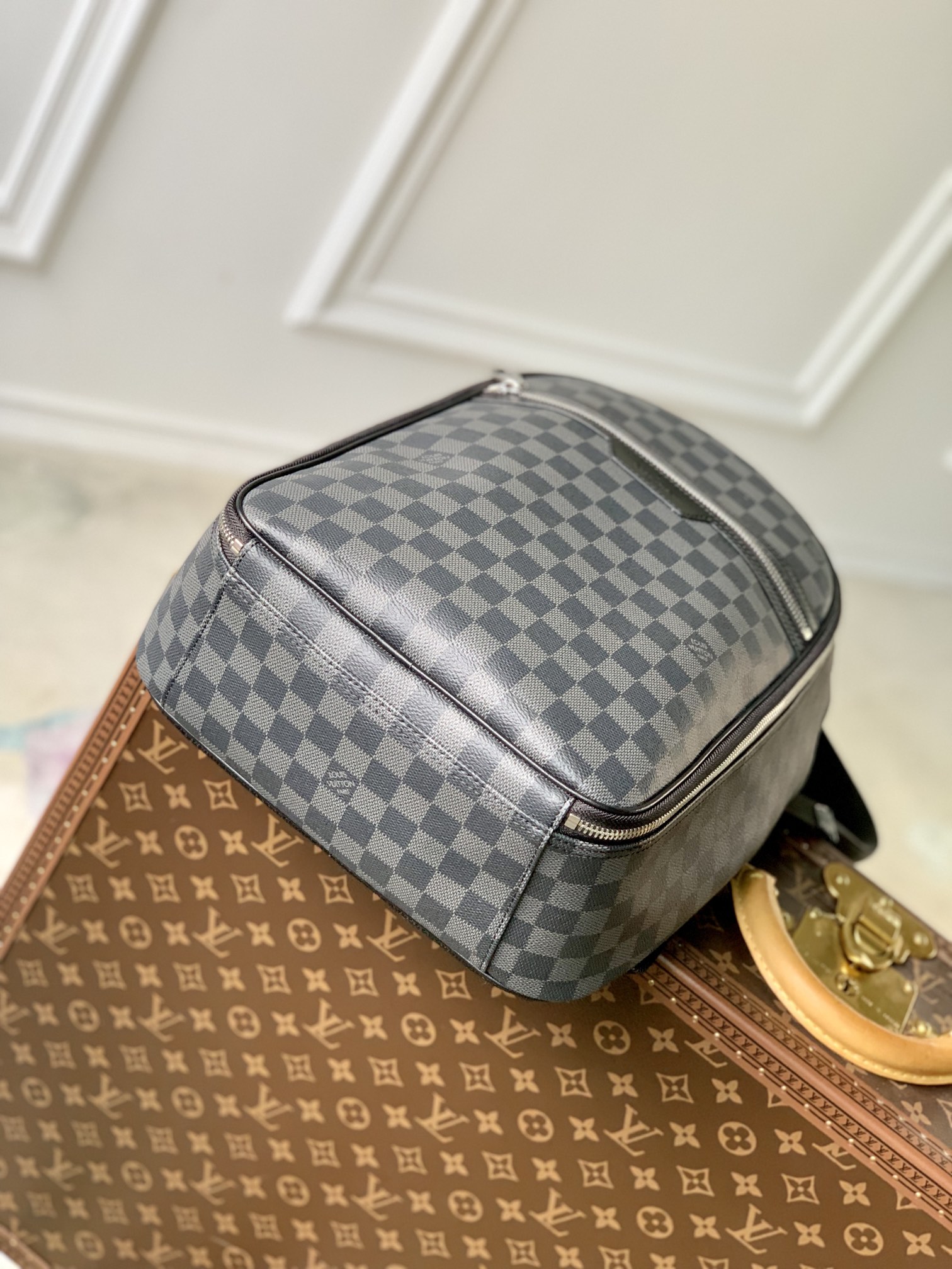 Shop Louis Vuitton DAMIER Michael Backpack Nv2 (N45279) by