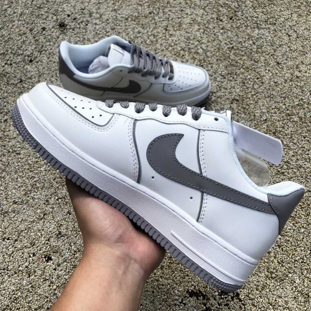 Nike Air Force 1'07 AF1 Air Force One men's low-top sneakers BS8806-544