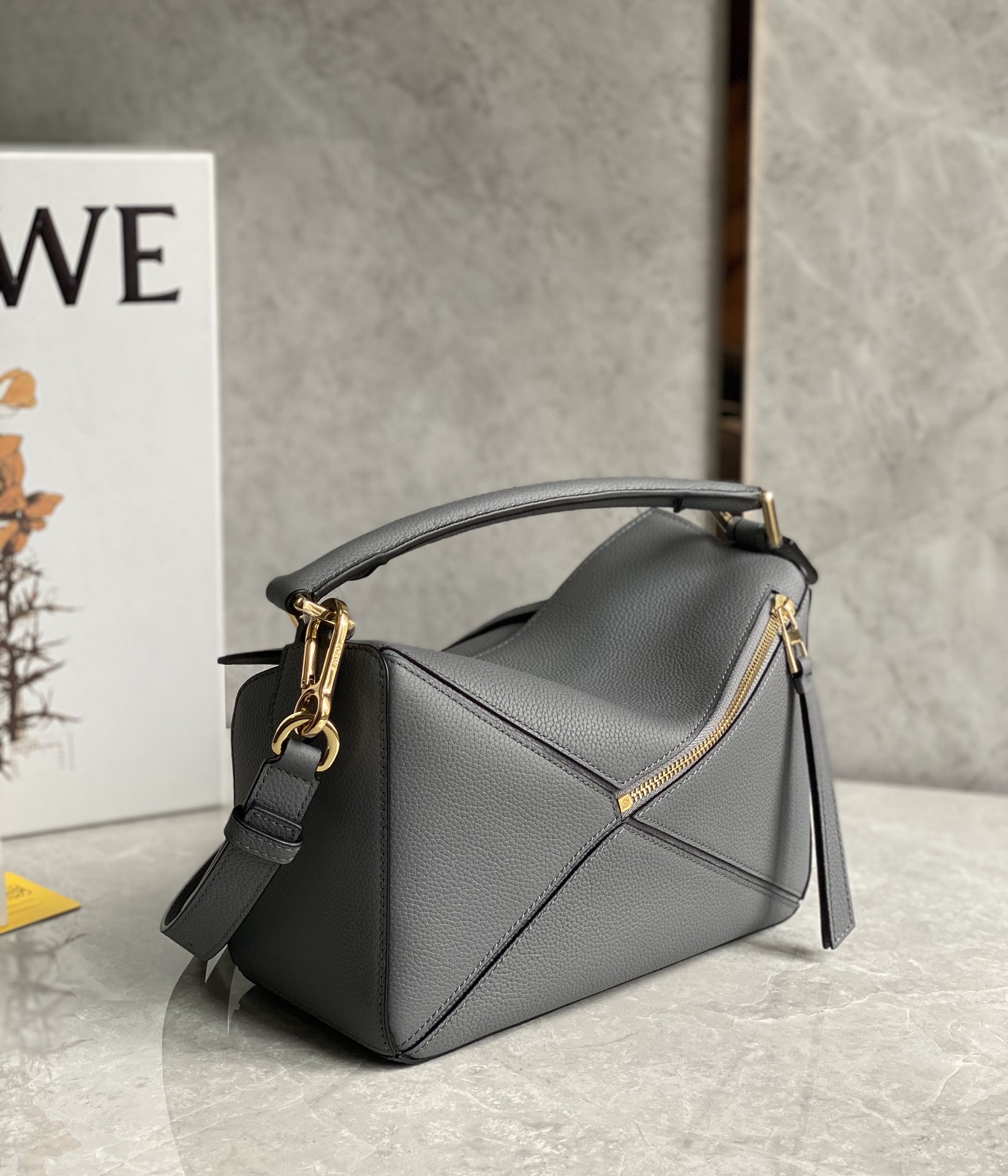 LOEWE罗意威 Puzzle bag 小号几何包 0189沥青灰24CM