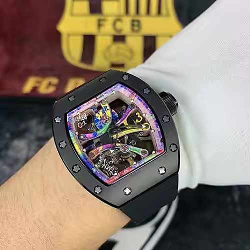 RICHARD MILLE "手腕上的艺术品"RM 68-01陀飞轮Cyril Kongo腕表