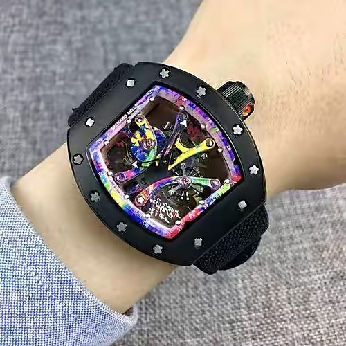 RICHARD MILLE "手腕上的艺术品"RM 68-01陀飞轮Cyril Kongo腕表
