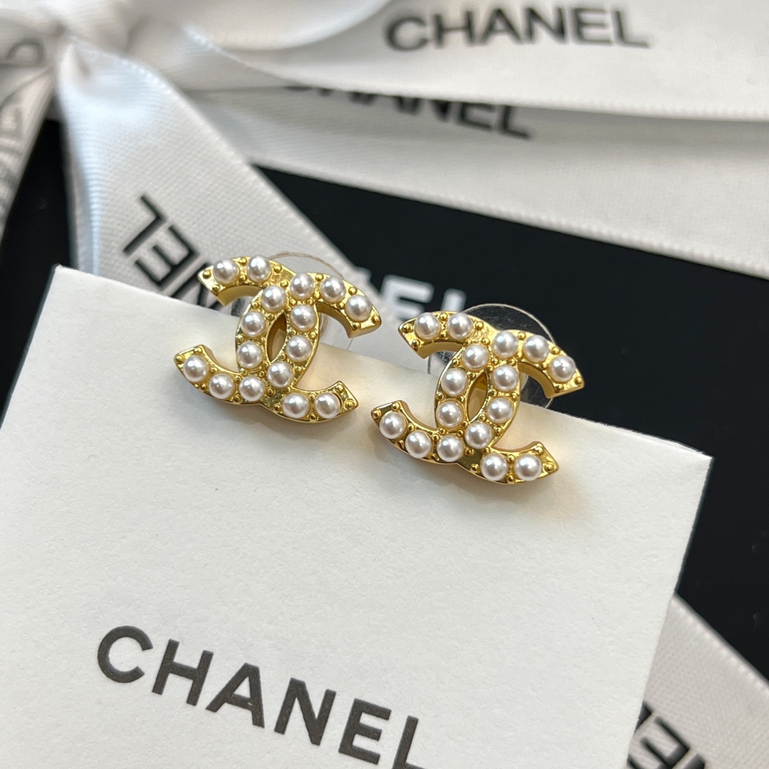 新款☑️CHANEL香奈儿双c 珍珠耳钉耳环