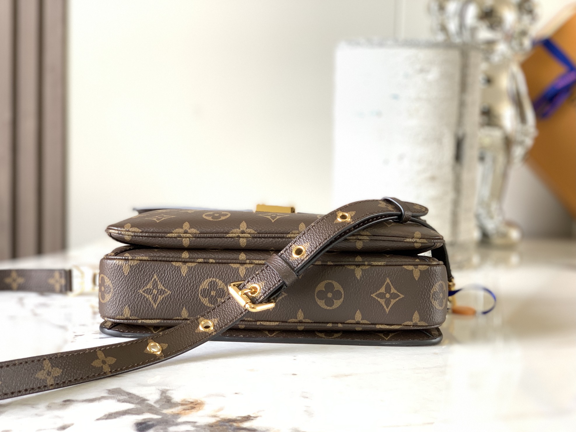 路易威登 Louis Vuitton 高定典藏名品高定成衣时装外套连衣裙衬衫T恤 #DA247BA5 4