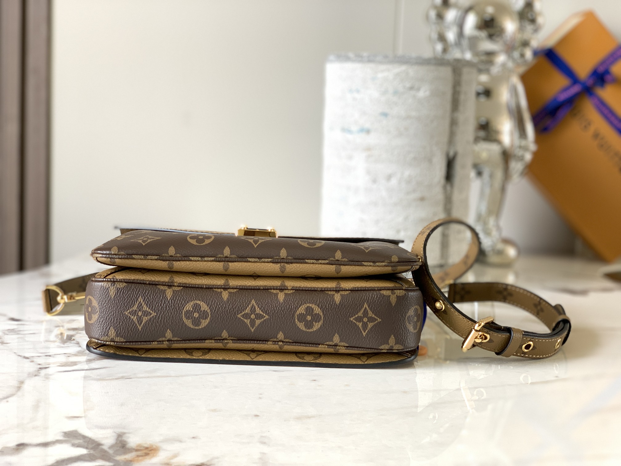 路易威登 Louis Vuitton 高定典藏名品高定成衣时装外套连衣裙衬衫T恤 #5C887DED 4