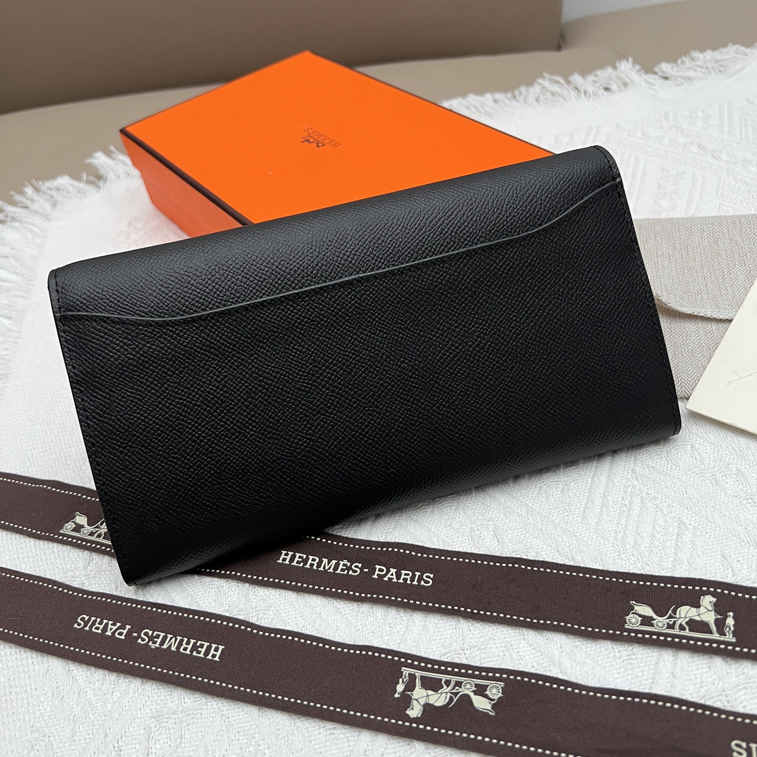 Hermes Constance Wallet, Genuine Leather, Gold Hardware, Multiple Colors 4 a1656647748948 1477