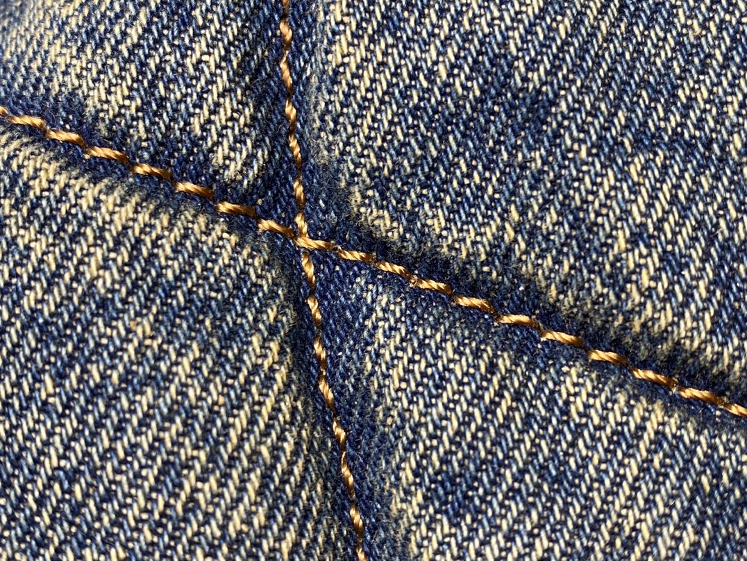 YSL LOULOU PUFFER 29CM 牛仔布纹小号绗缝包 577476