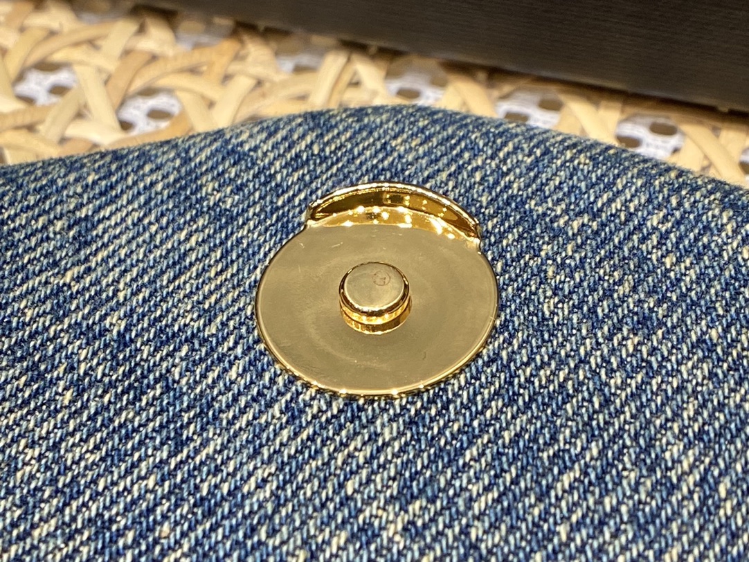 YSL LOULOU PUFFER 35CM 牛仔布纹大号绗缝包 577475