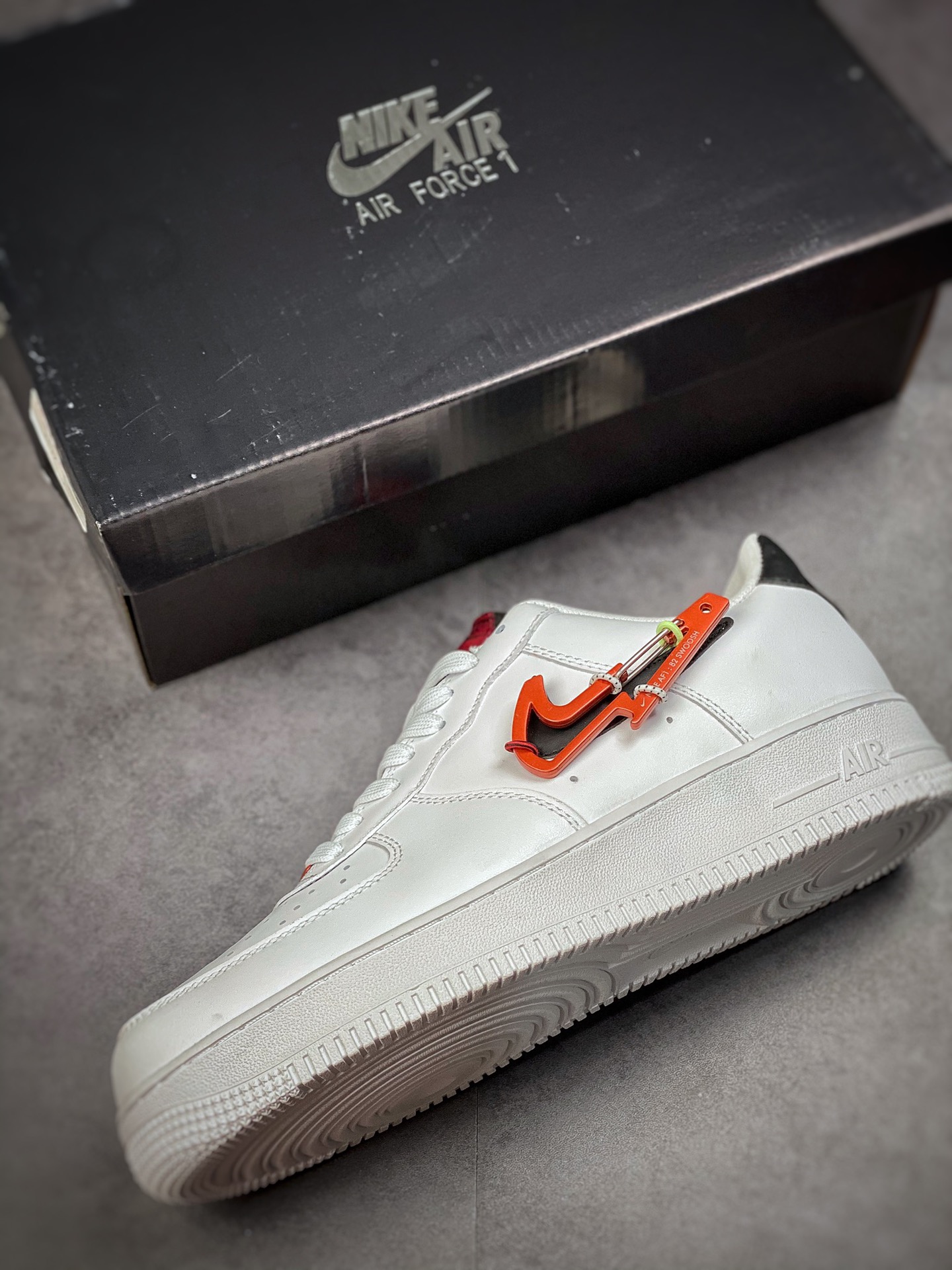 170 Nike Air Force 1 Low 07 黑白红 登山扣 DH7579-100