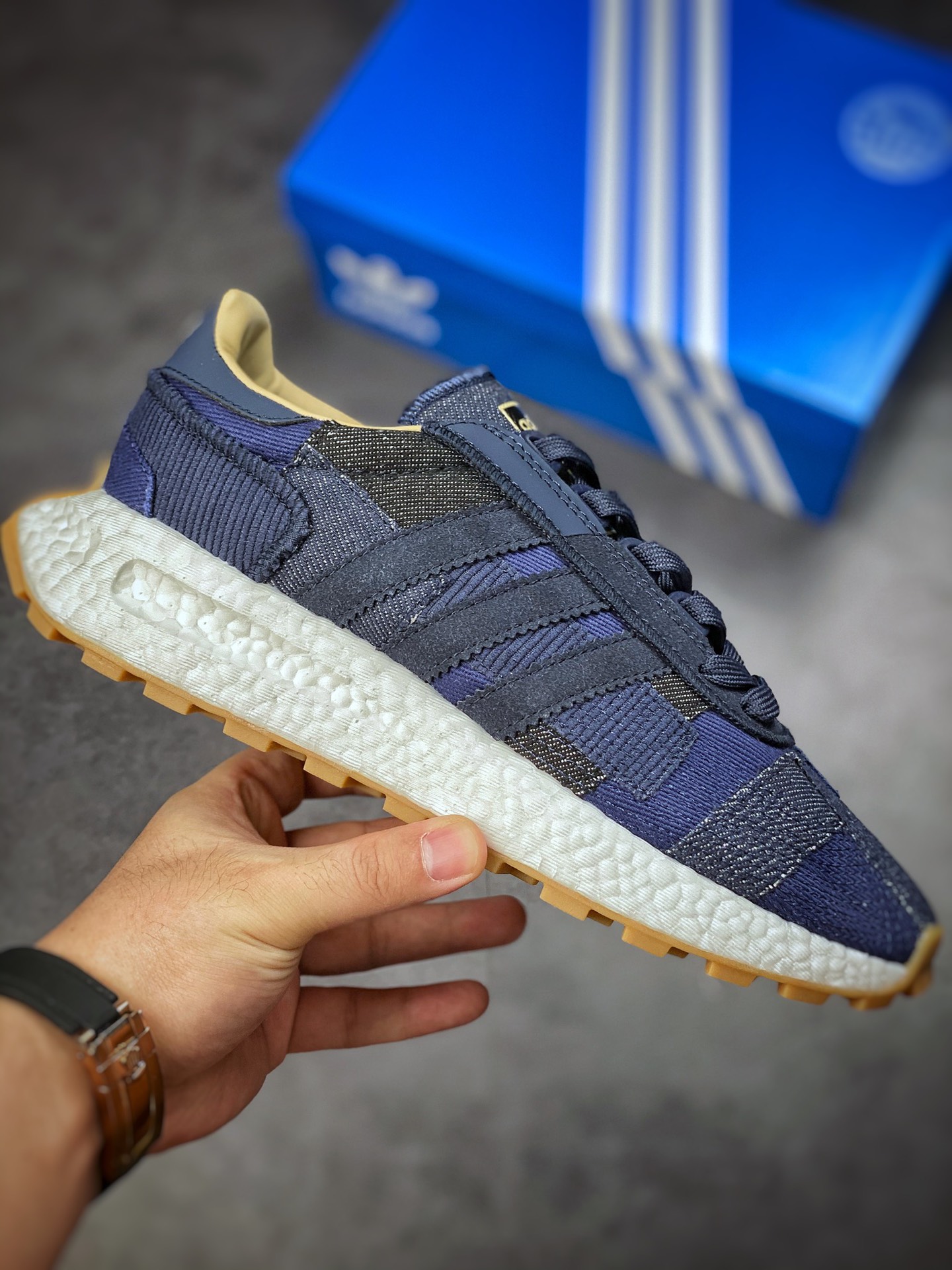 200 adidas Racing E5 Boost Prototype  速度轻盈复古系列 GW2114