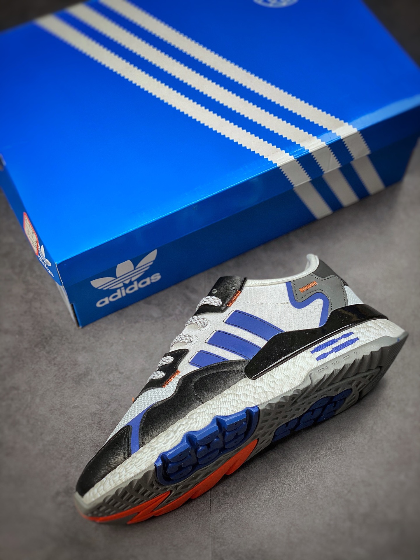 180 Adidas Nite Jogger 2019 Boost 三叶草 联名夜行者 FV3857