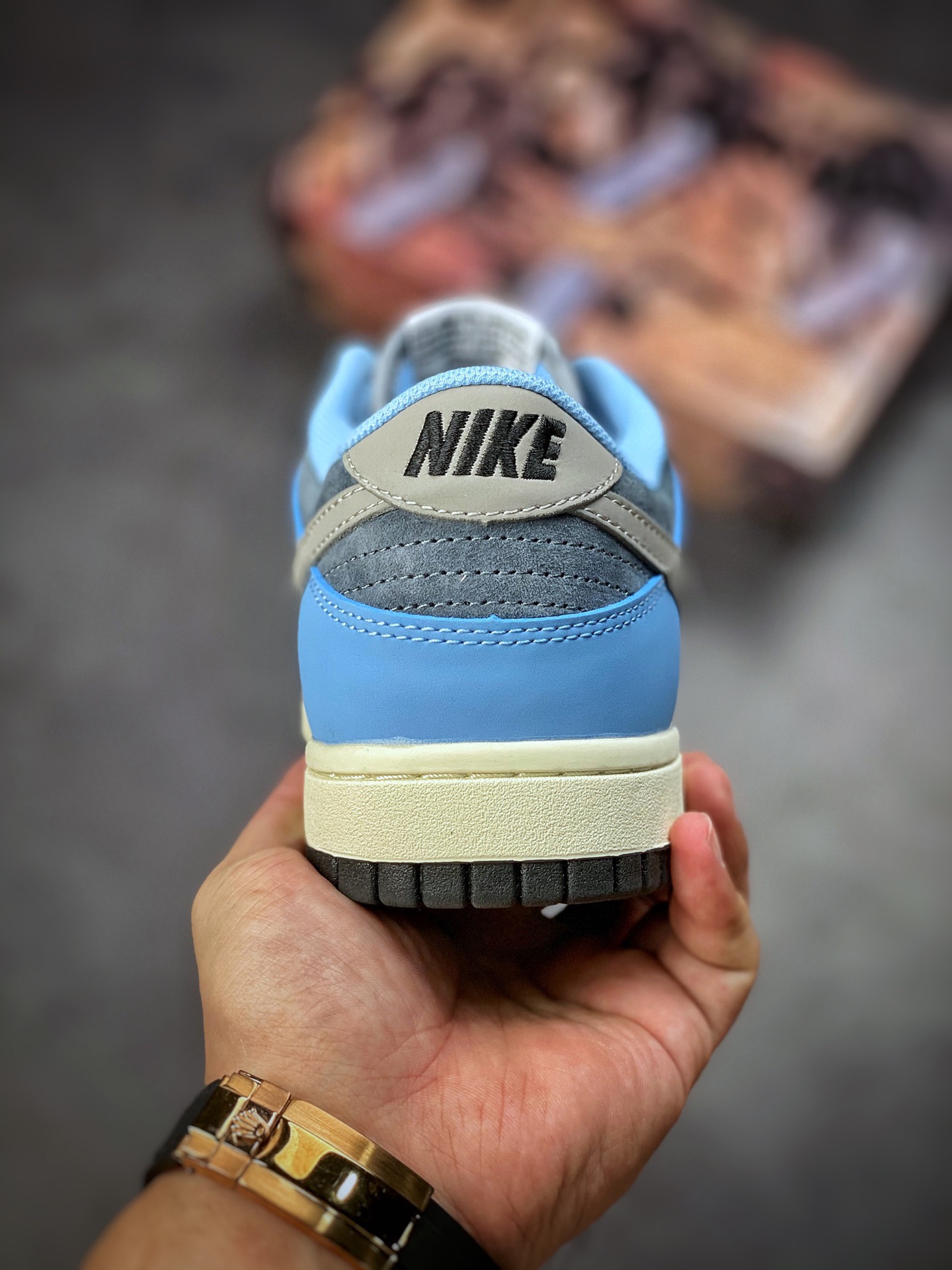 200 #性价比版本 Otomo Katsuhiro x Nike SB Dunk Low "Steamboy OST"  LDO7412-987