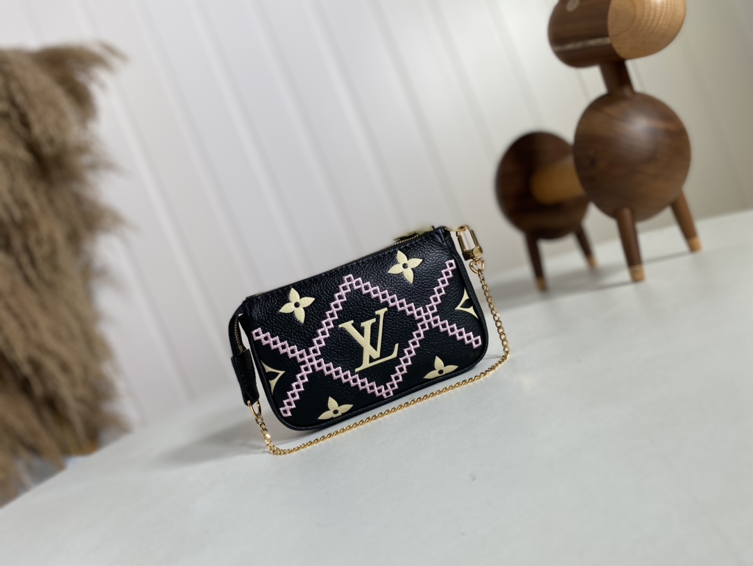 Louis Vuitton Clutches & Pouch Bags Black Embroidery Empreinte​ Cowhide Pochette Mini M81140