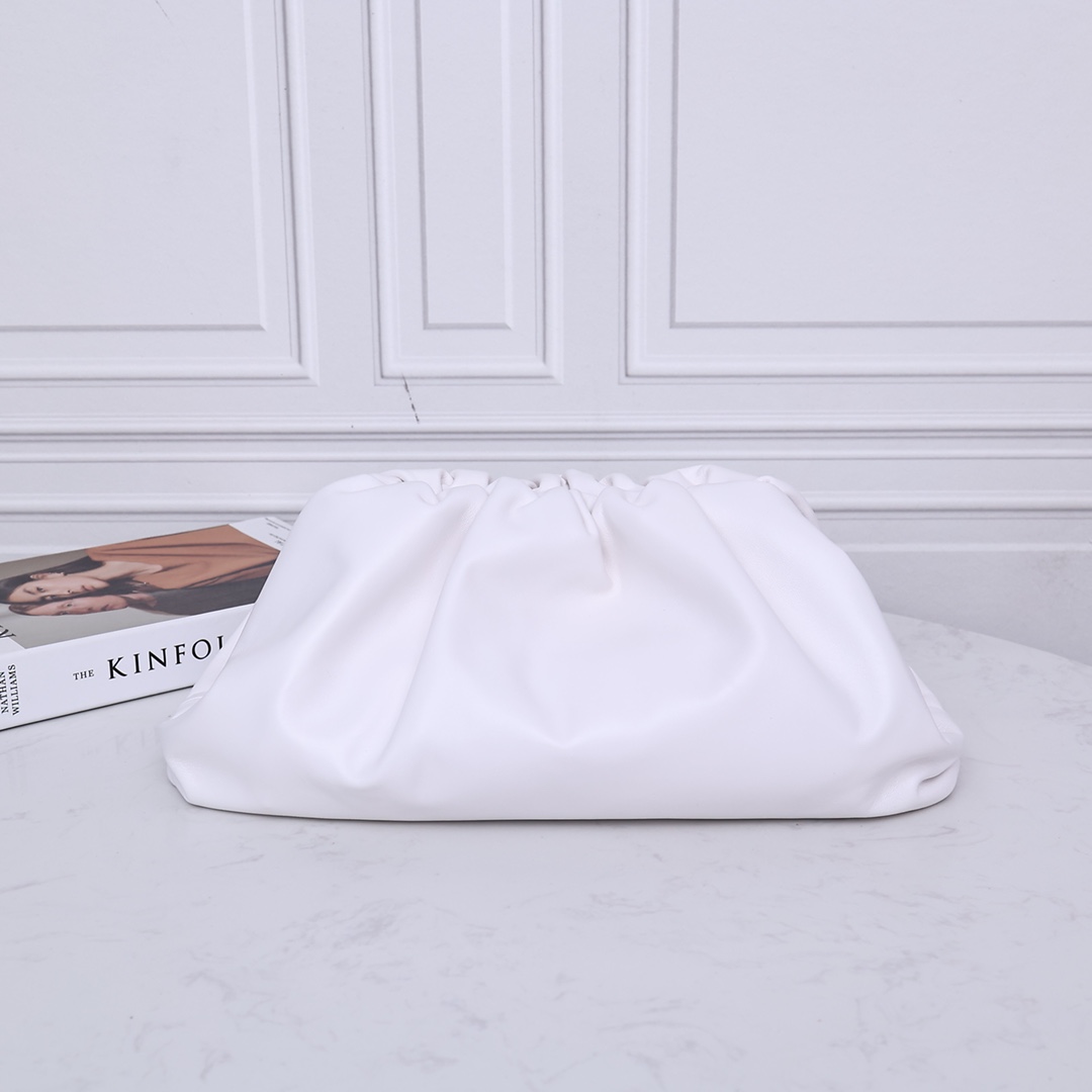 Bottega Veneta Pouch Large Smooth White