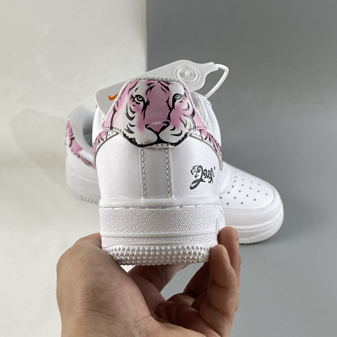 P200  Nike Air Force 1’07 Low  空军一号低帮休闲板鞋 CZ0270-105