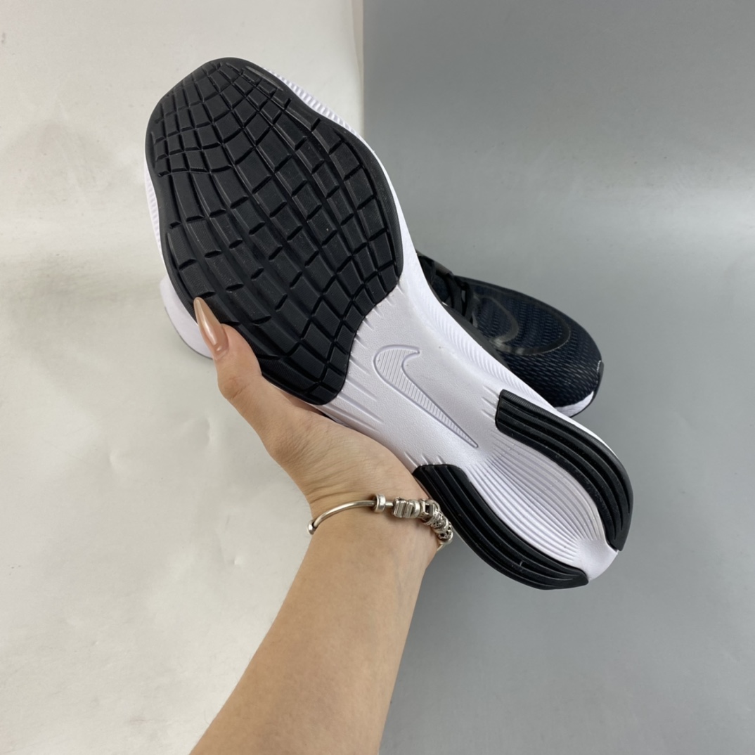 P260  Nike Zoom Fly 4 耐克男子超弹碳板跑步鞋 CT2392-001