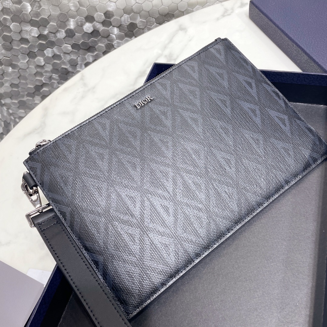 [Burberry Wallets]Holds one clip Pair with detachable leather strap Convenient