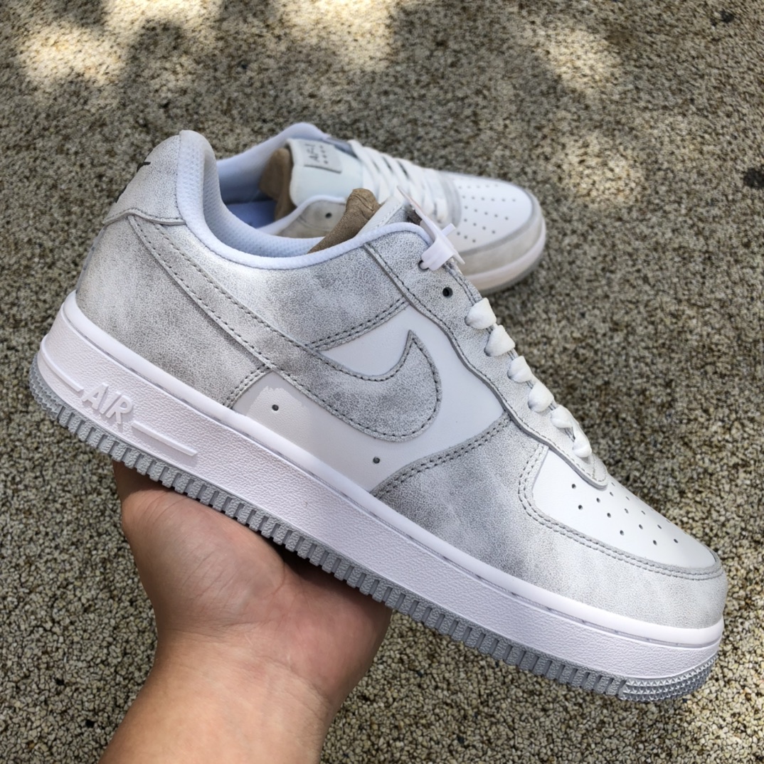 Nike Air Force 1’07 AF1 空军一号男子低帮板鞋 LQ55881-616