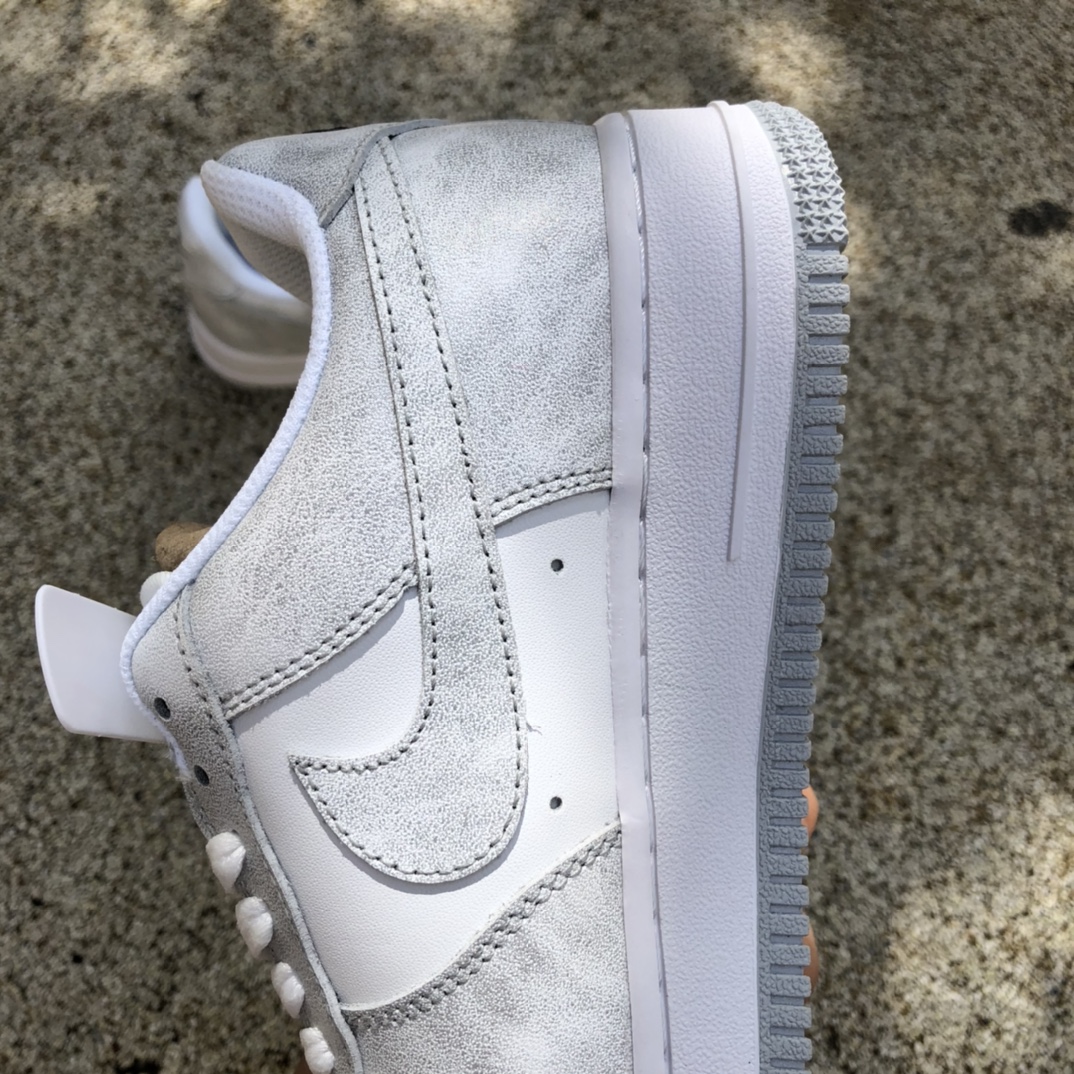 Nike Air Force 1’07 AF1 空军一号男子低帮板鞋 LQ55881-616