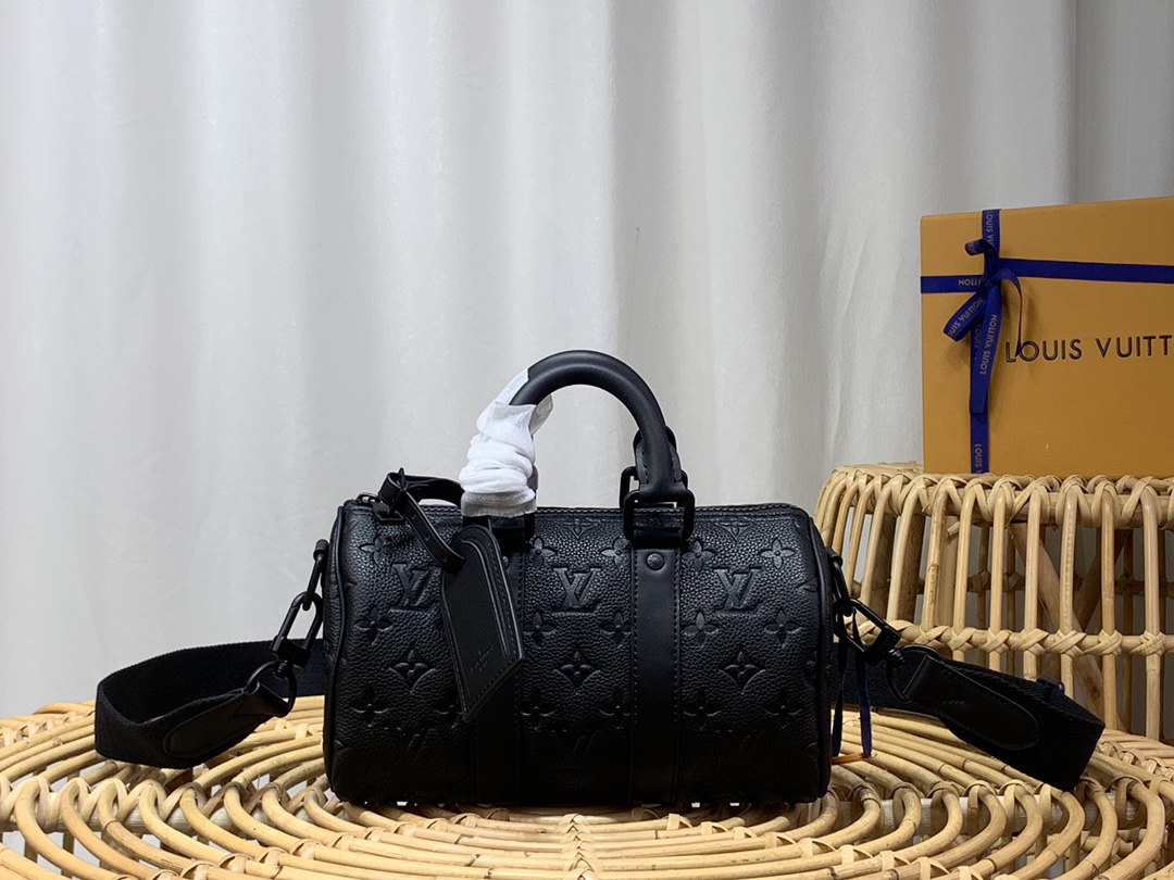 Louis Vuitton LV Keepall Bags Handbags Black Fashion M20900