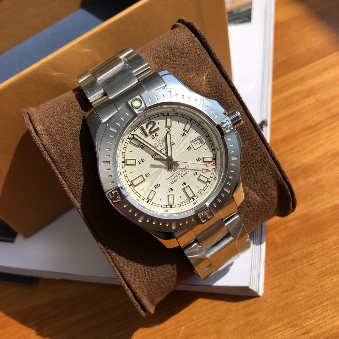 Часы Breitling