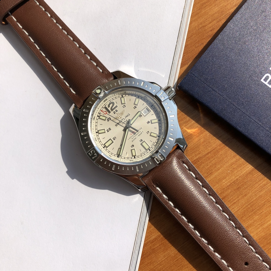 Часы Breitling