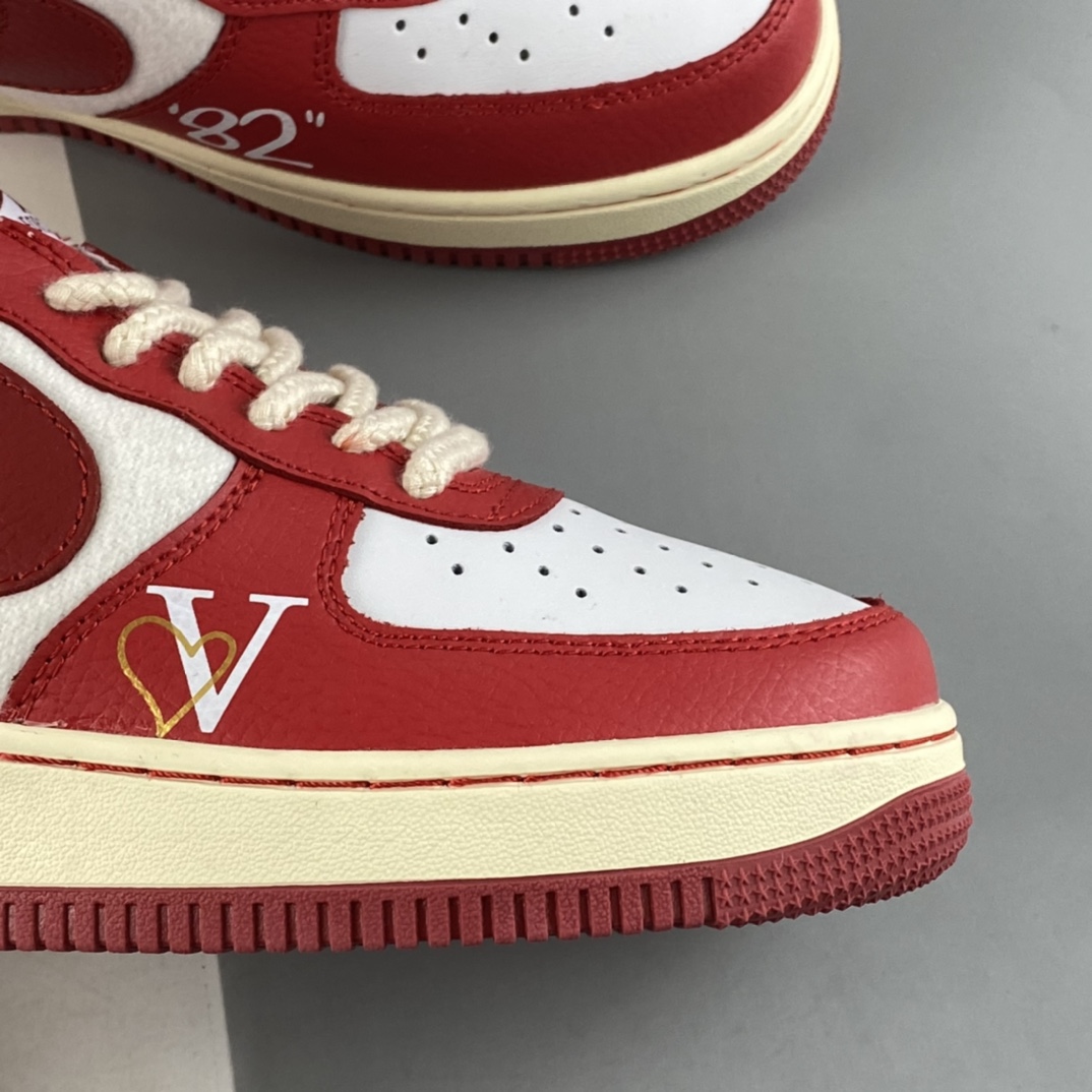 P240  Nike Air Force 1’07 Low 空军一号低帮休闲板鞋 DO5220-162