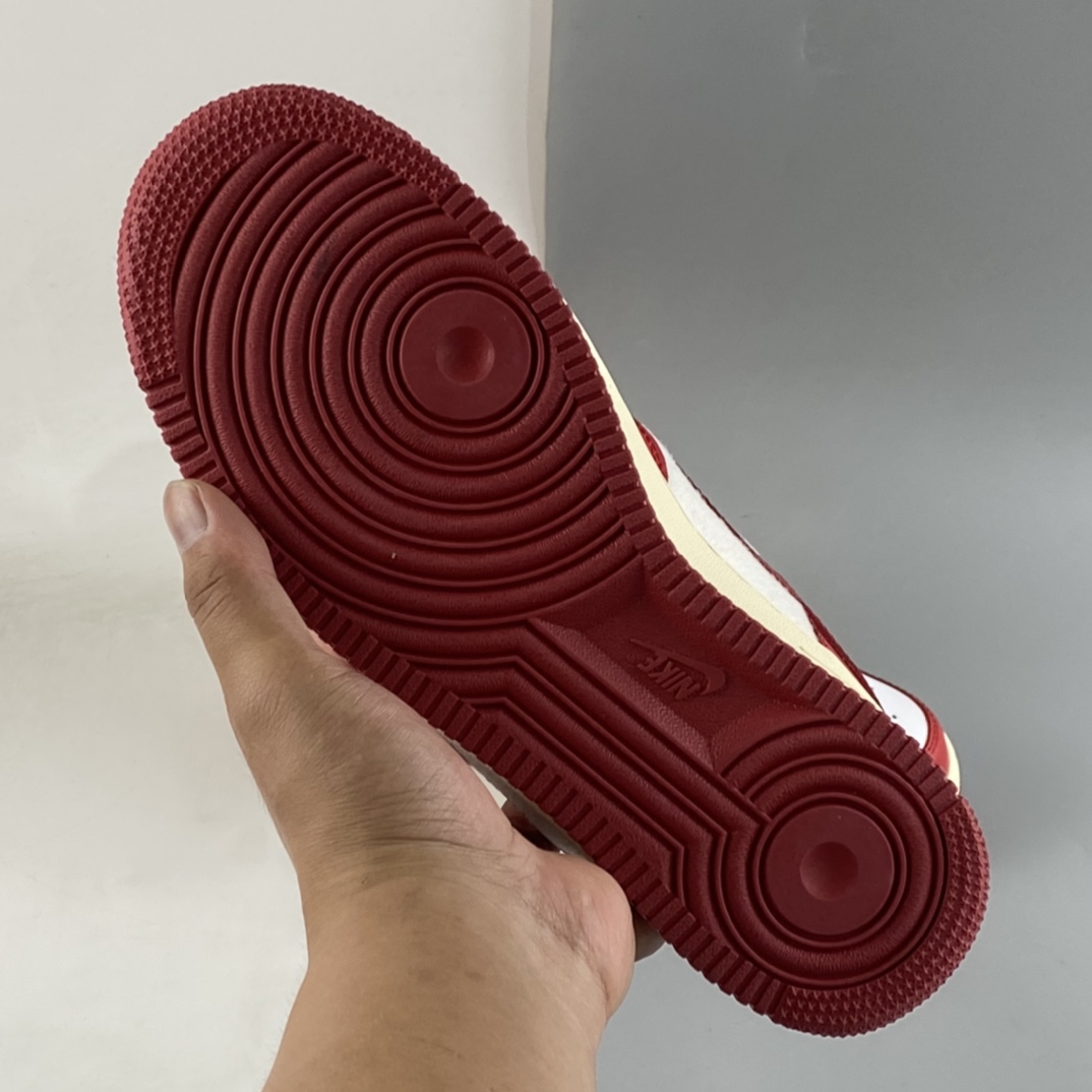 P240  Nike Air Force 1’07 Low 空军一号低帮休闲板鞋 DO5220-162