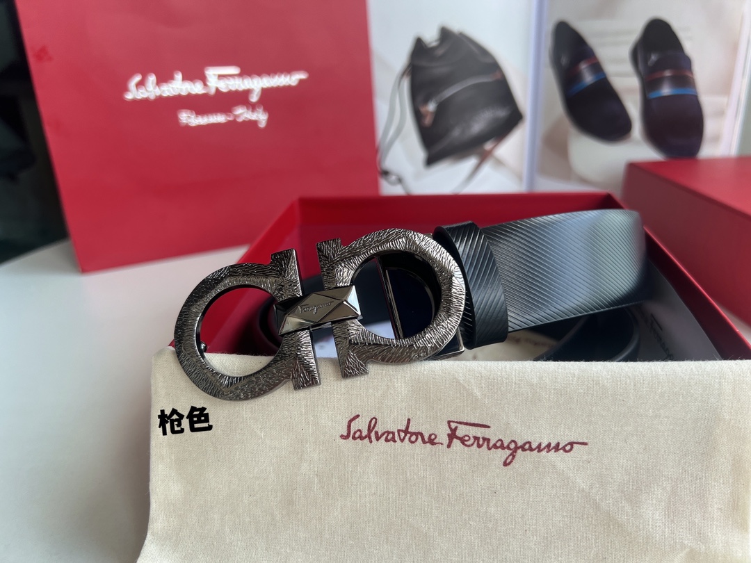 Ferragamo菲拉格慕  头层牛皮压纹图案Gancini花纹金属扣男士3.5cm腰带