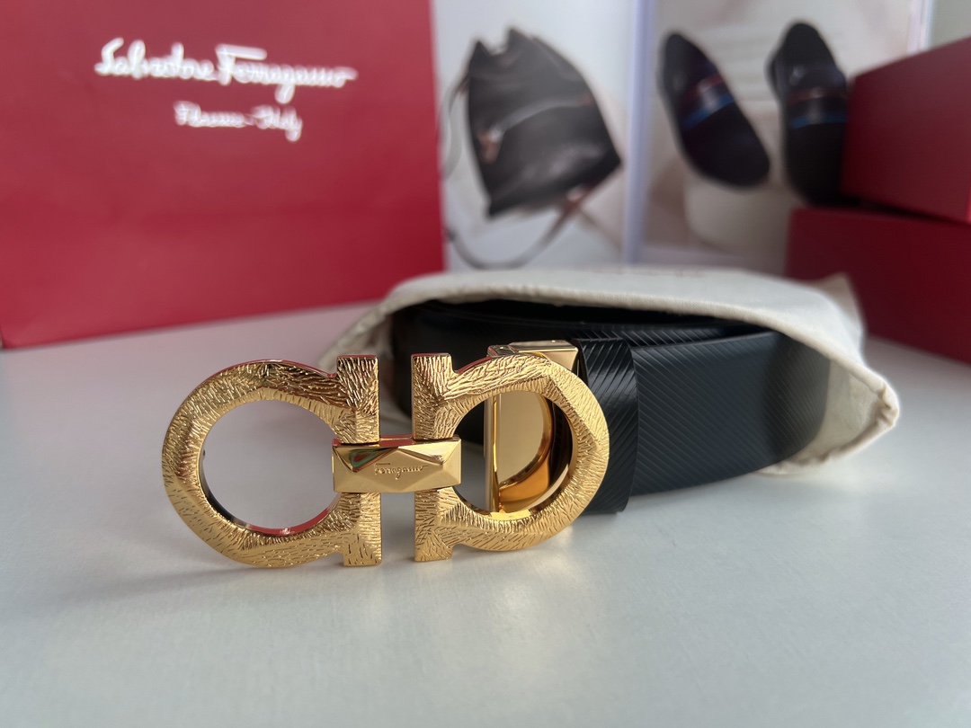 Ferragamo菲拉格慕  头层牛皮压纹图案Gancini花纹金属扣男士3.5cm腰带