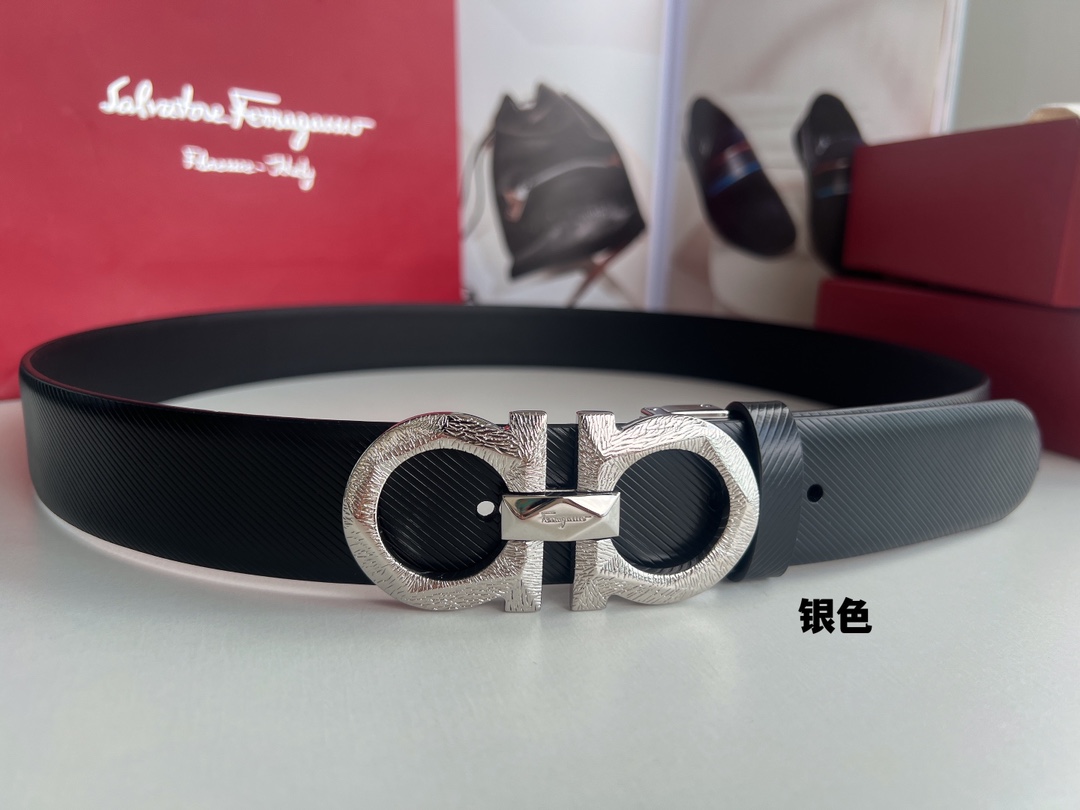 Ferragamo菲拉格慕  头层牛皮压纹图案Gancini花纹金属扣男士3.5cm腰带