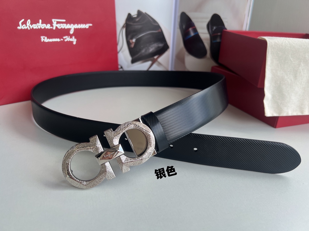 Ferragamo菲拉格慕  头层牛皮压纹图案Gancini花纹金属扣男士3.5cm腰带