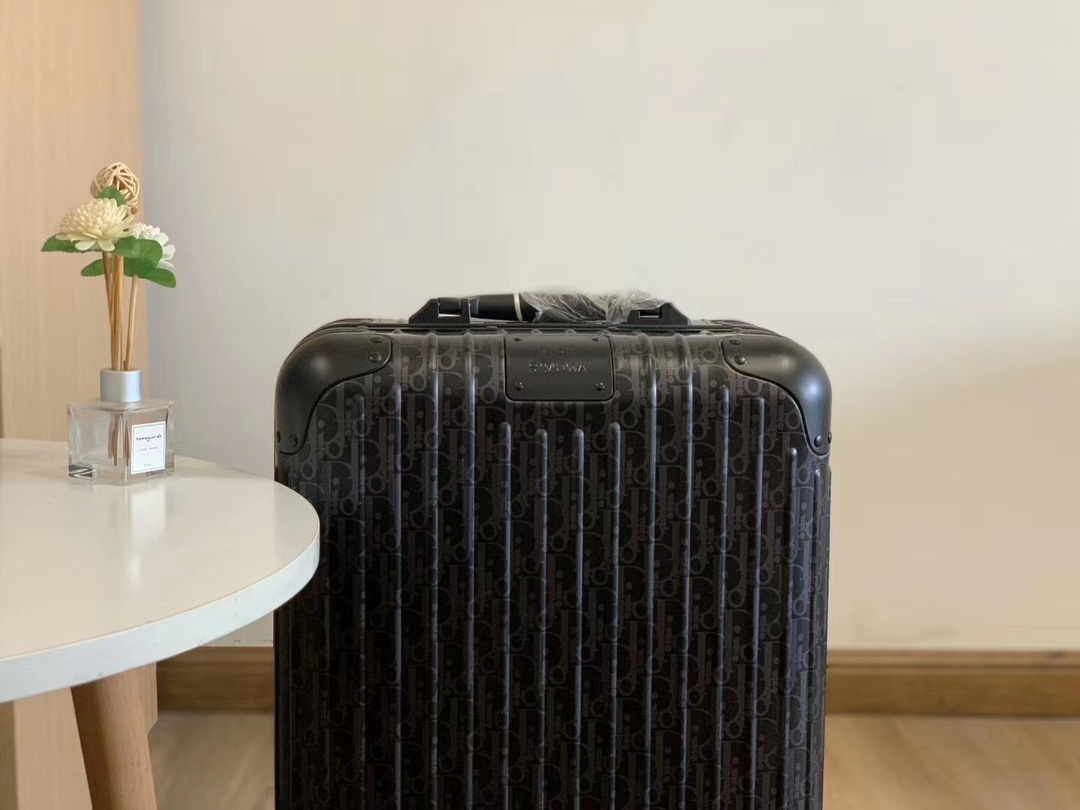 Dior and Rimowa Aluminum Cabin Suitcase, Stylish Travel Companion, Black, 20-Inch 8 i1656687969 2541 6