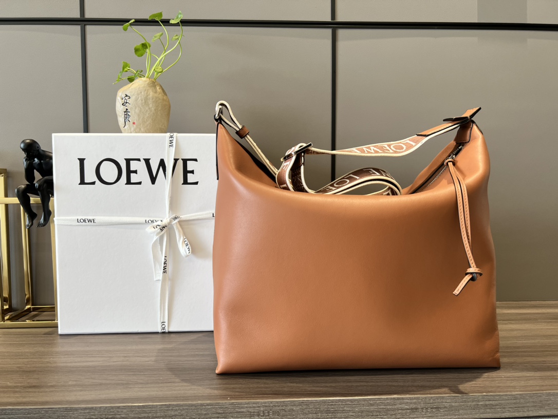 NO:342799,#Six 8 colors available# Lw soft and smooth cowhide leather and jacquard cloth handbag, men's postman bag, cowhide19860909#六 8色可选# Lw柔软光滑牛皮革和提花布 手袋,男款邮差包,cowhide,Bag