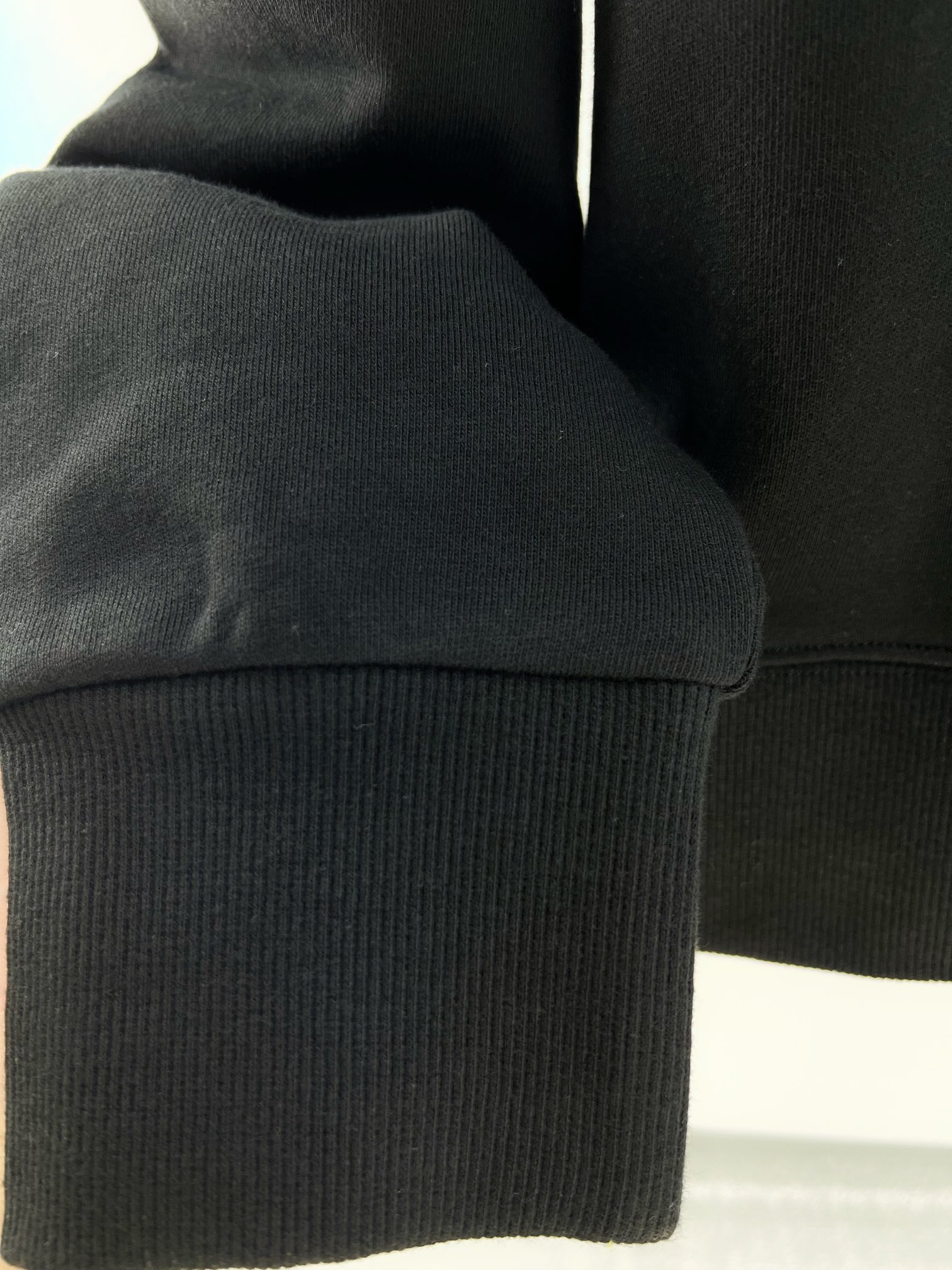 Amiri Men's Black Cotton Fleece Sweatshirt With White Logo - Crew Neck 4 i1656739677 3115 2